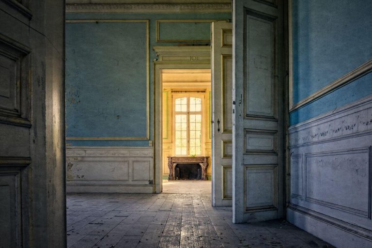 Renovarea-casei-vechi.-De-ce-materiale-ai-nevoie-pentru-renovarea-casei-vechi-3